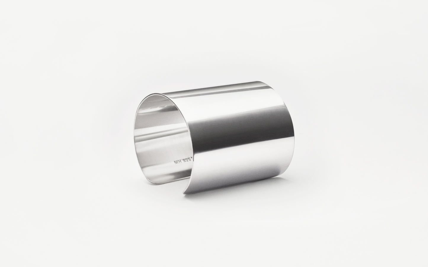 Arc Cuff IIII silver detail handcrafted Stockholm